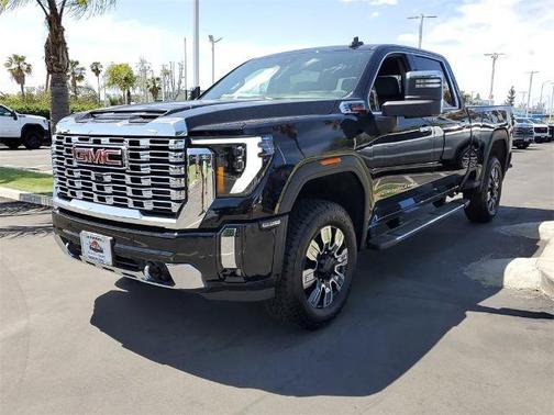 2025 GMC Sierra 2500 Denali