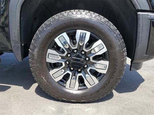 2025 GMC Sierra 2500 Denali
