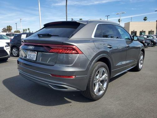 2023 Audi Q8 55 Premium Plus