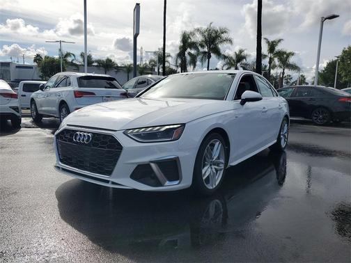 2023 Audi A4 45 S line Premium Plus
