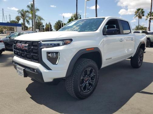 2025 GMC Canyon Elevation
