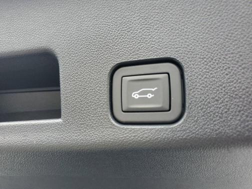 Summit White 2026 GMC Acadia Elevation