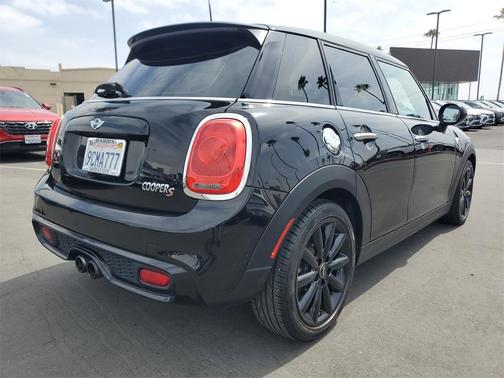 2017 MINI Hardtop Cooper S