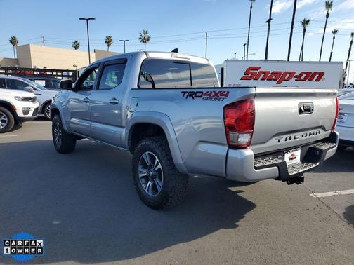 2017 Toyota Tacoma 