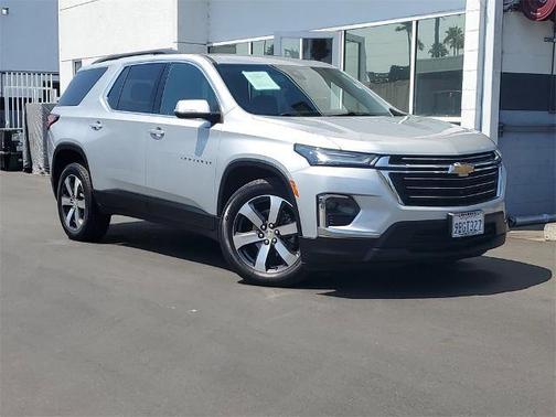 2022 Chevrolet Traverse LT Leather