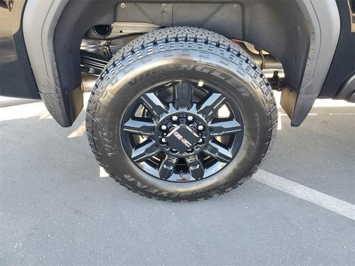 2026 GMC Sierra 2500 AT4