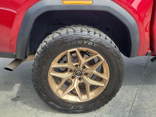 Volcanic Red 2023 GMC Canyon AT4