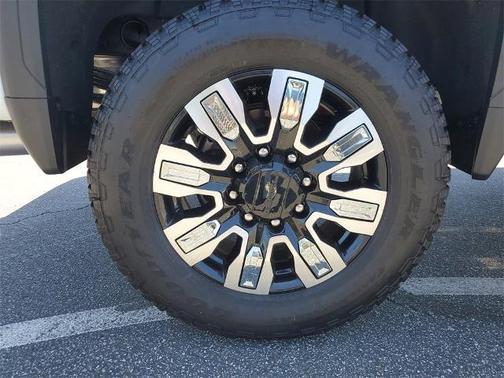 2025 GMC Sierra 2500 Denali