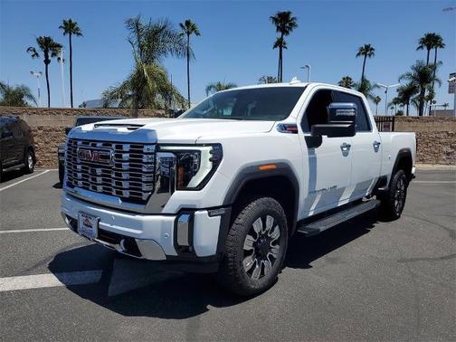 2025 GMC Sierra 2500 Denali