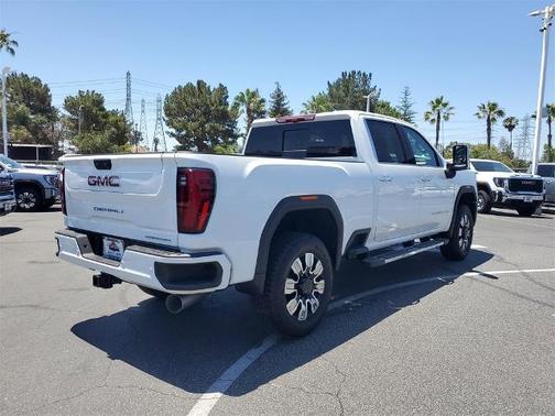 2025 GMC Sierra 2500 Denali