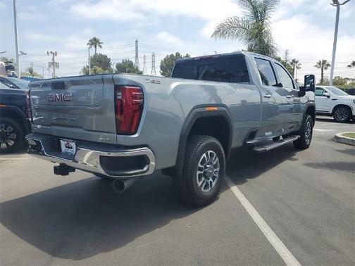 2025 GMC Sierra 2500 SLT