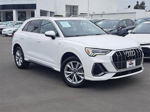 2023 Audi Q3 45 S line Premium