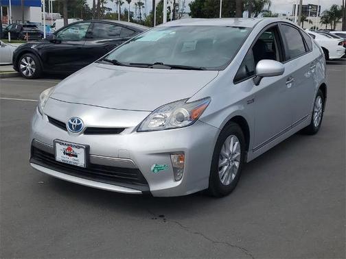 2014 Toyota Prius Plug-in Advanced