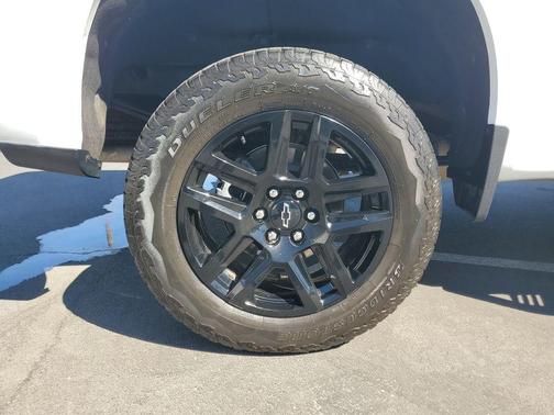 2025 Chevrolet Silverado 1500 LT Trail Boss