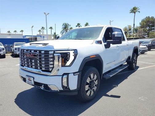 2025 GMC Sierra 2500 Denali