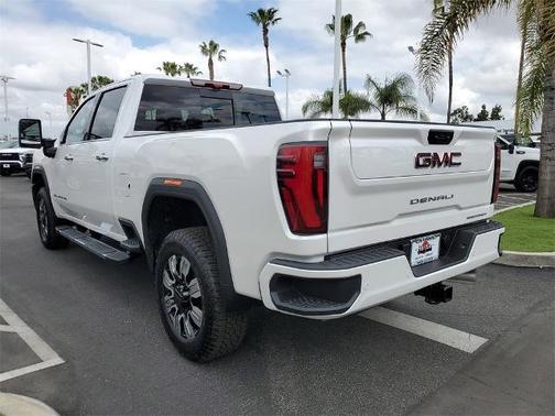 2025 GMC Sierra 2500 Denali