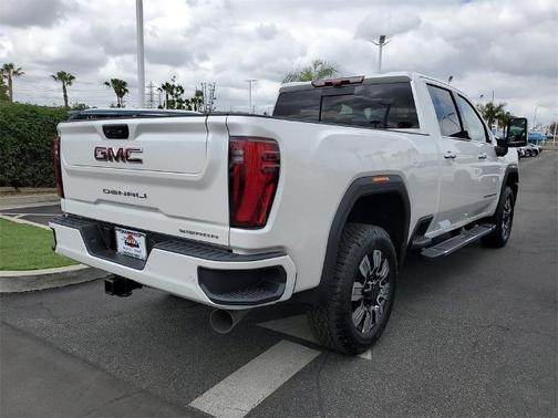 2025 GMC Sierra 2500 Denali