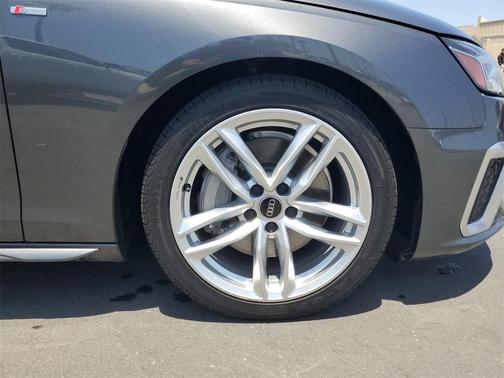 2022 Audi A4 45 S line Premium Plus