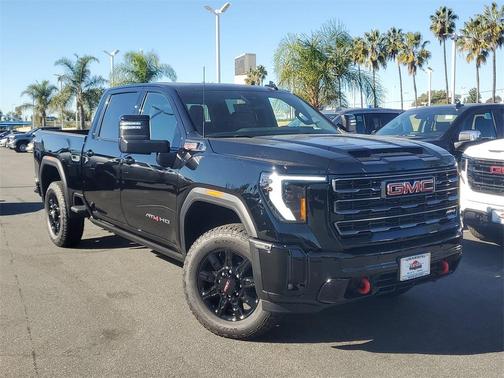 2026 GMC Sierra 2500 AT4