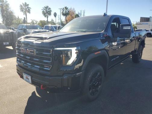 2026 GMC Sierra 2500 AT4