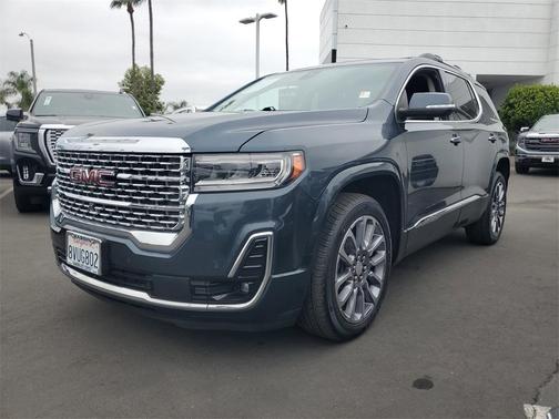 2020 GMC Acadia Denali