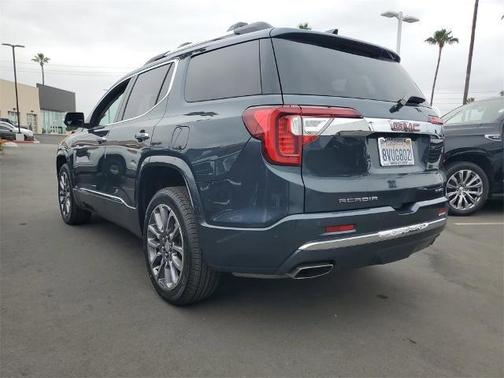 2020 GMC Acadia Denali
