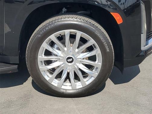 2022 Cadillac Escalade ESV Luxury