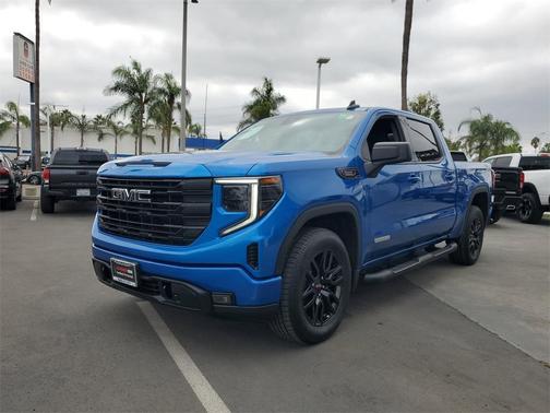 2023 GMC Sierra 1500 Elevation