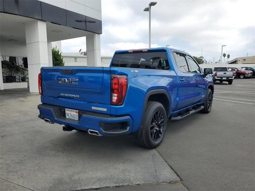 2023 GMC Sierra 1500 Elevation
