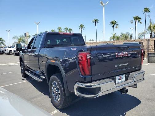 2025 GMC Sierra 2500 SLT