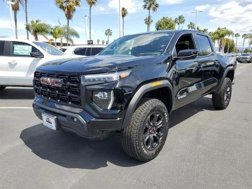 2025 GMC Canyon Elevation