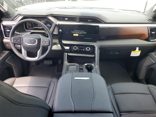 2025 GMC Sierra 2500 Denali