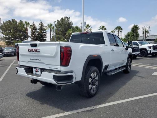2025 GMC Sierra 2500 Denali