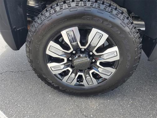 2025 GMC Sierra 2500 Denali