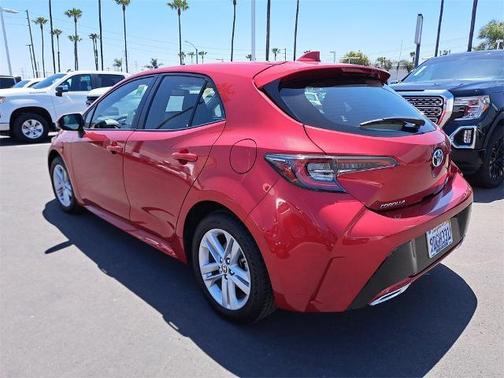 2022 Toyota Corolla Hatchback SE