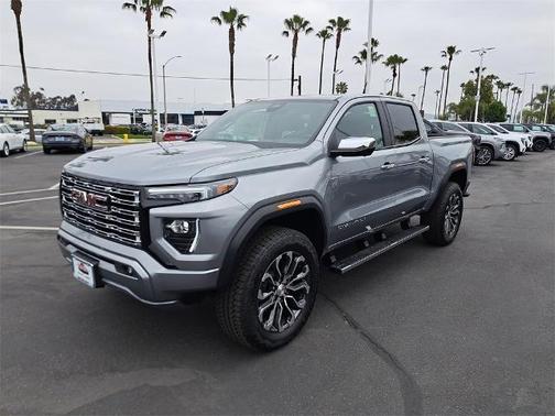 2025 GMC Canyon Denali