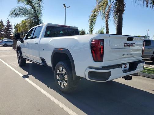 2026 GMC Sierra 3500 Denali