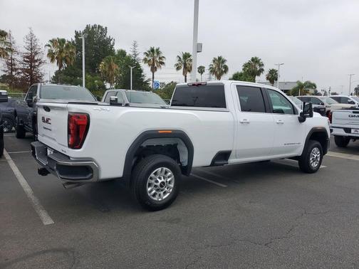 Summit White 2026 GMC Sierra 2500 SLE