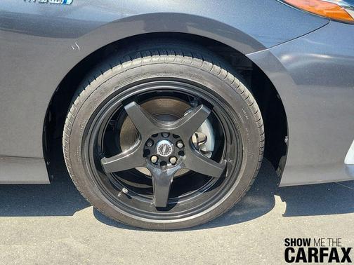 Magnetic Gray Metallic 2021 Toyota Prius Prime XLE