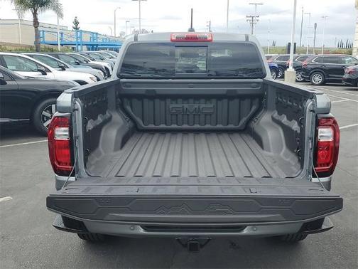 2025 GMC Canyon AT4