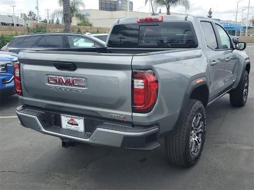 2025 GMC Canyon AT4