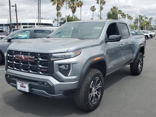 2025 GMC Canyon AT4