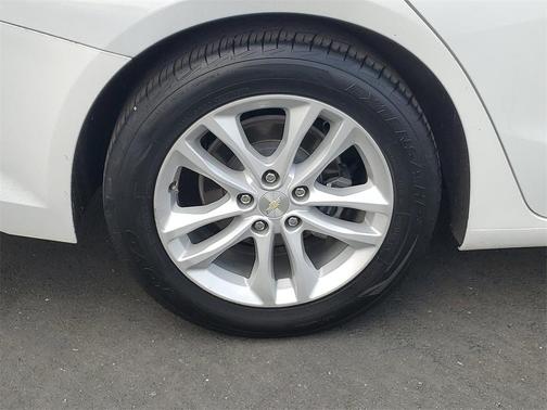 2017 Chevrolet Malibu 1LT