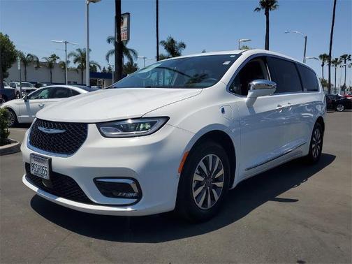 2022 Chrysler Pacifica Hybrid Limited