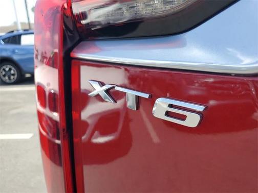 2020 Cadillac XT6 Premium Luxury AWD