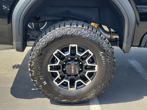 Onyx Black 2026 GMC Sierra 2500 AT4X