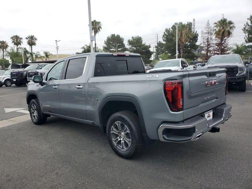 Sterling 2026 GMC Sierra 1500 SLT