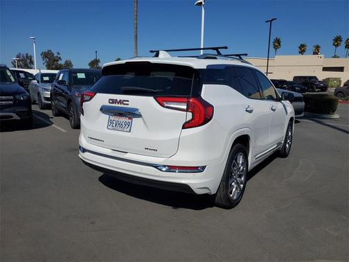 2022 GMC Terrain Denali