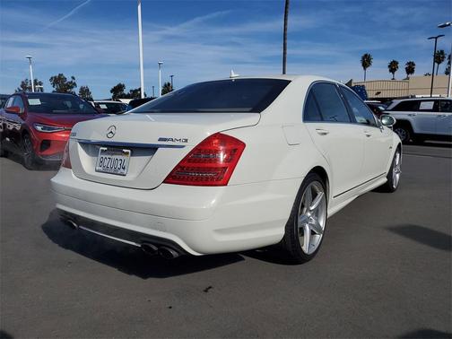 2009 Mercedes-Benz S-Class S 63 AMG