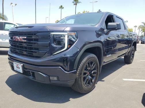 2025 GMC Sierra 1500 Elevation